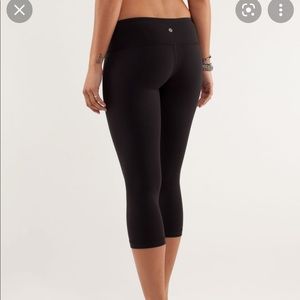 Lululemon Wunder Under Low Rise Crop Legging